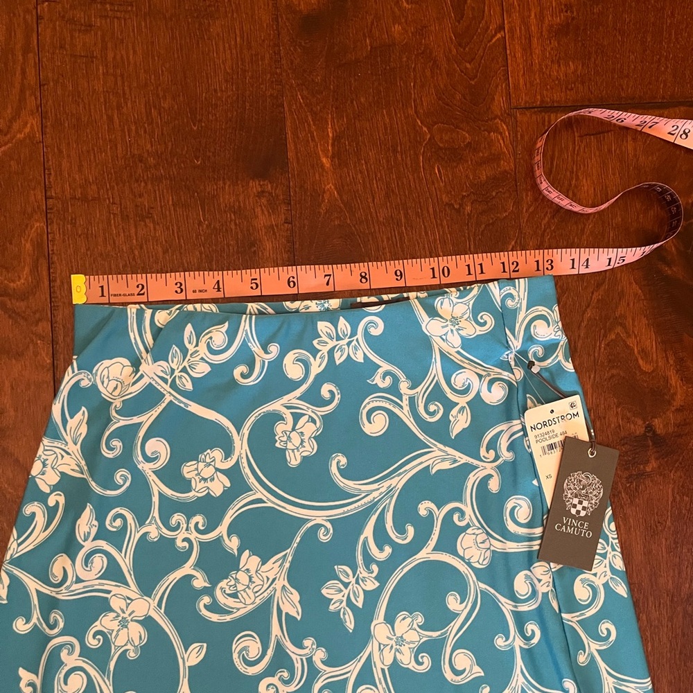 Vince Camuto Poolside Maxi Skirt - Picture 3 of 4